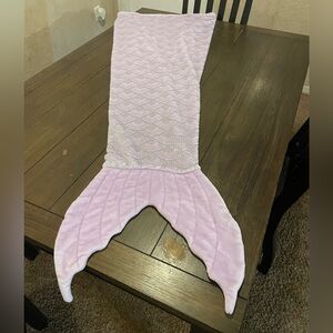 🔴 Mermaid Tail Blanket